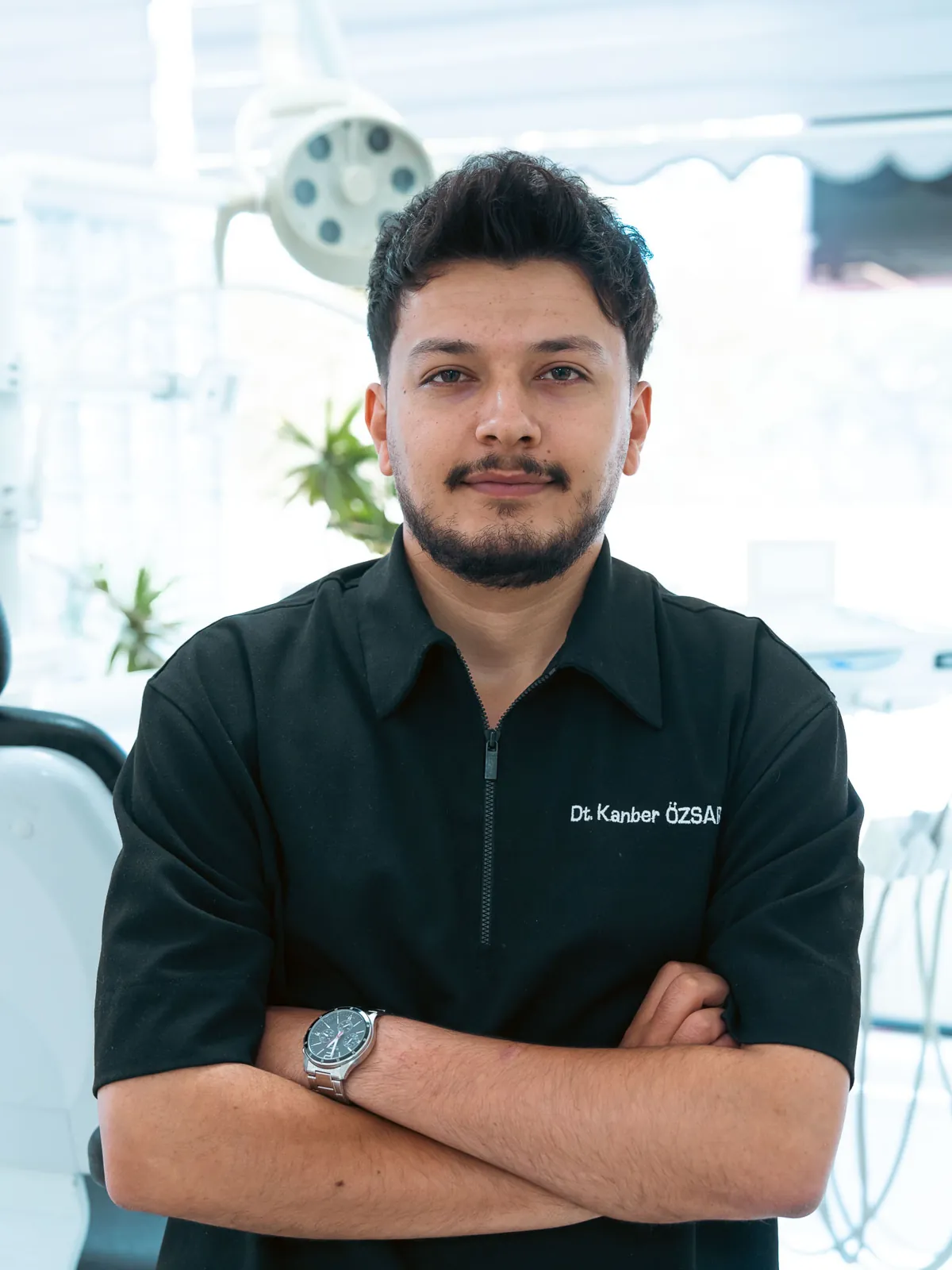 Dt. Kanber Özsaraç